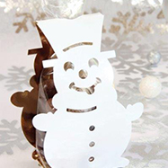 Façade bonhomme de neige blanc glacé